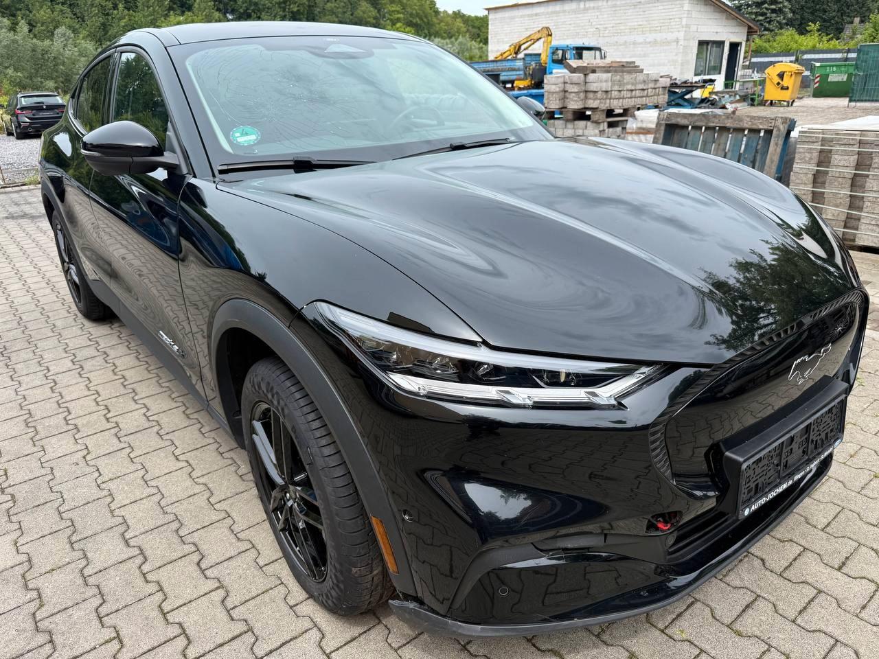Ford Mustang Mach-E Basis