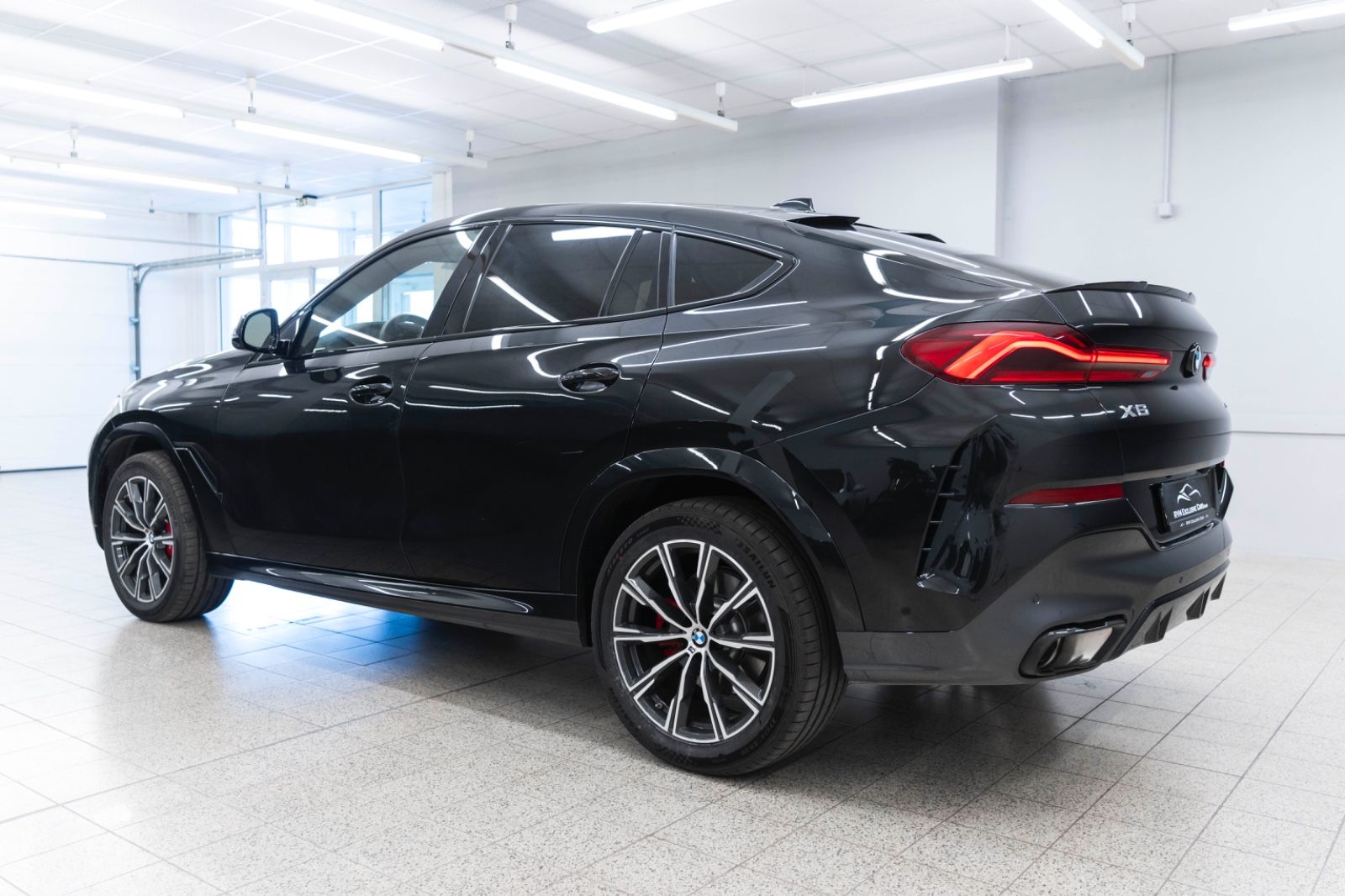 Fahrzeugabbildung BMW X6 40i xDrive M Sportpaket Harman Head up 360