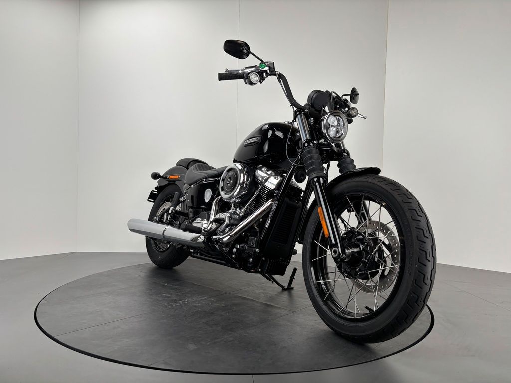 Fahrzeugabbildung Harley-Davidson STREET BOB 117 *NEUWERTIG *1.HAND