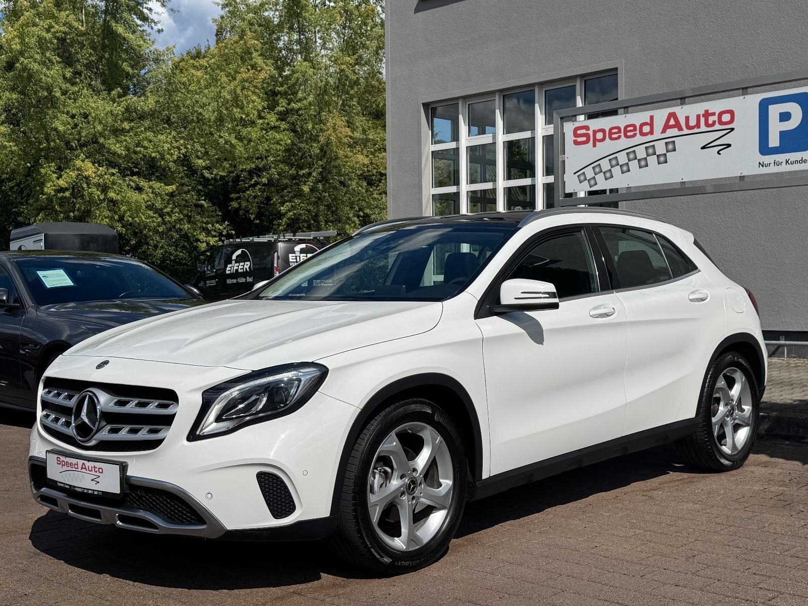 Mercedes-Benz GLA 200 Urban/NAVI/KAMERA/PANORAMA/LED-High/PDC