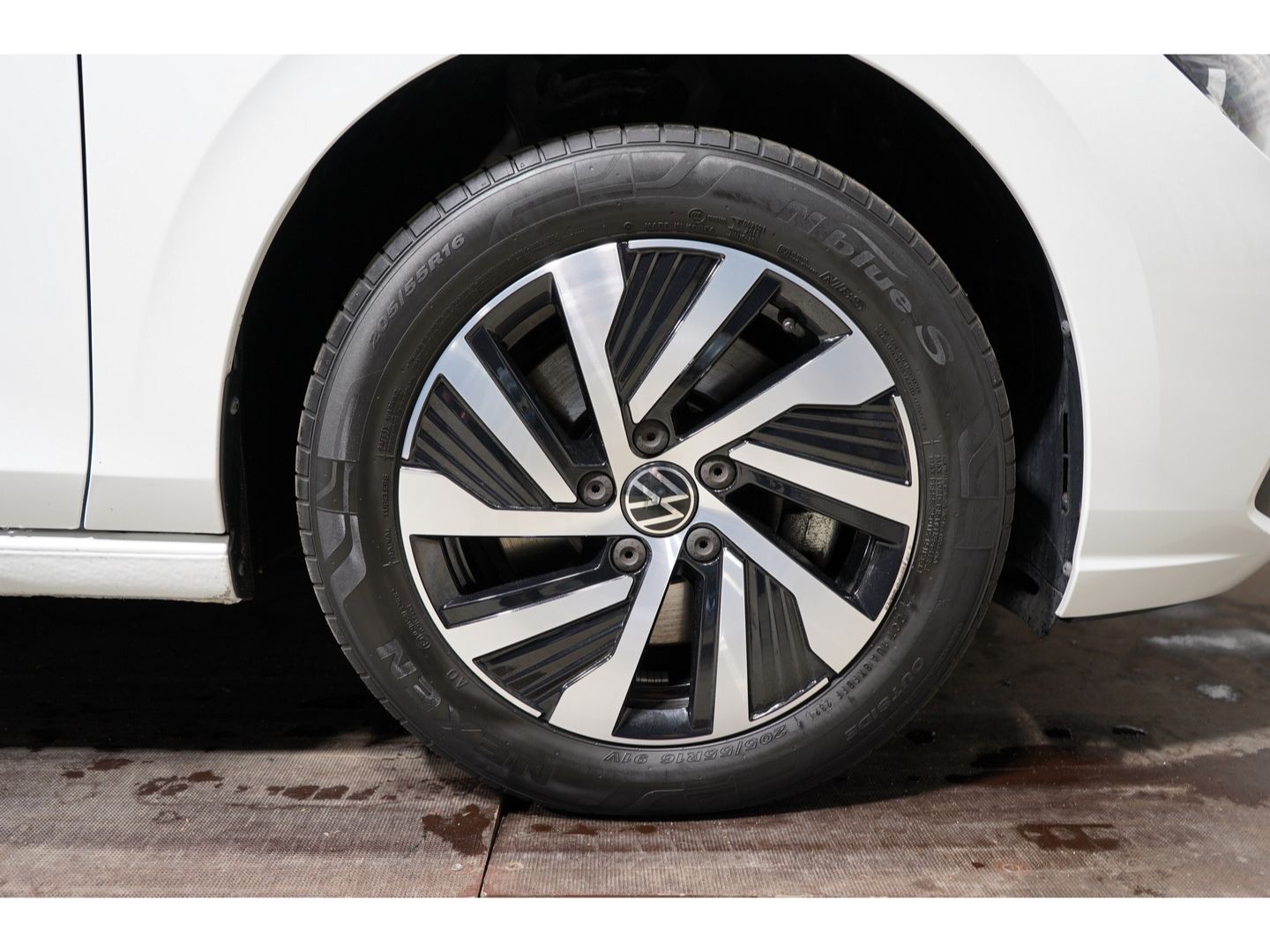 Volkswagen Golf - Bild 12