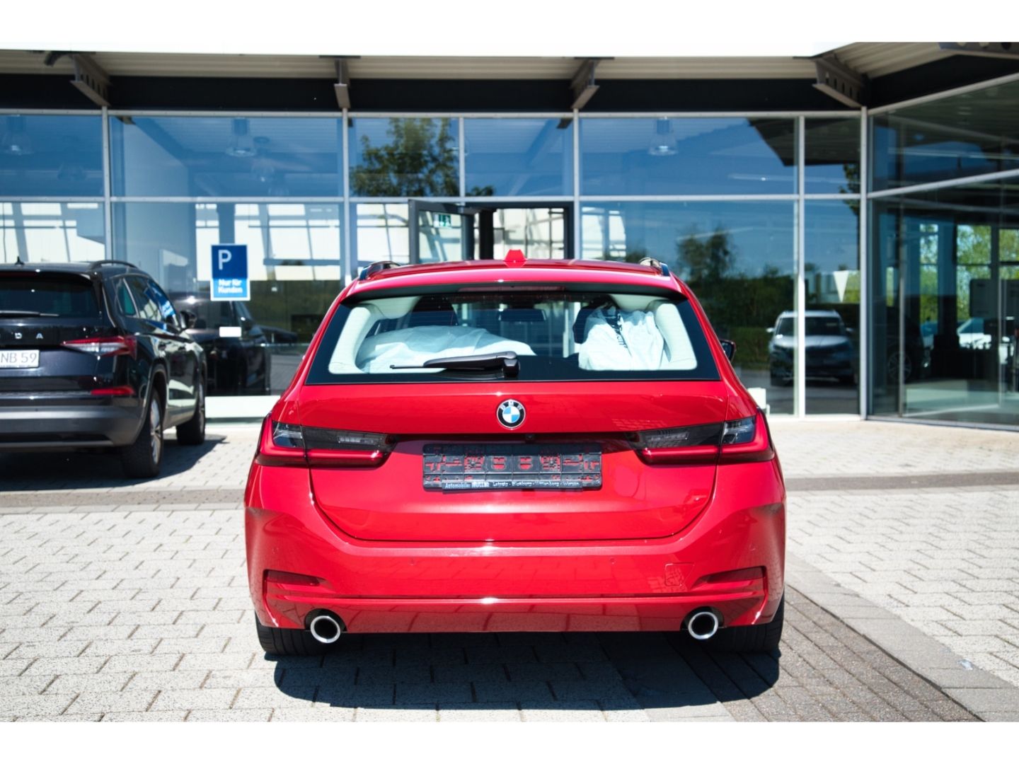 BMW 318 d Touring HUD Navi SHz LED Rückfahrkamera foto 8