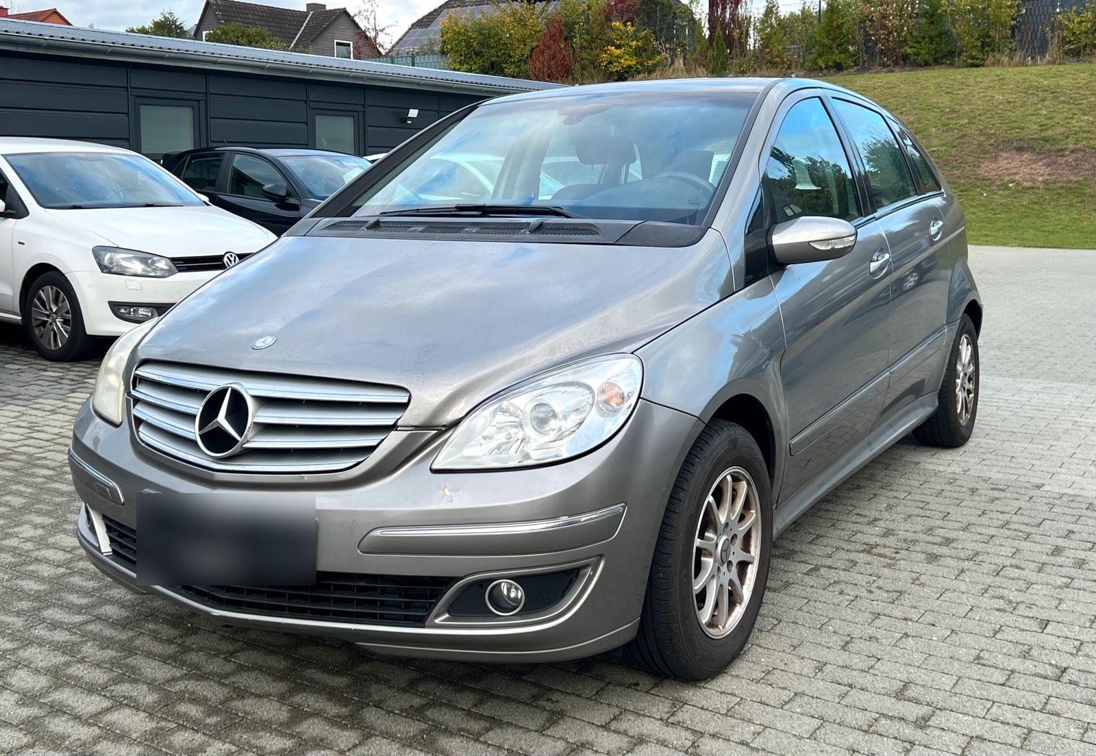 Mercedes-Benz B 170