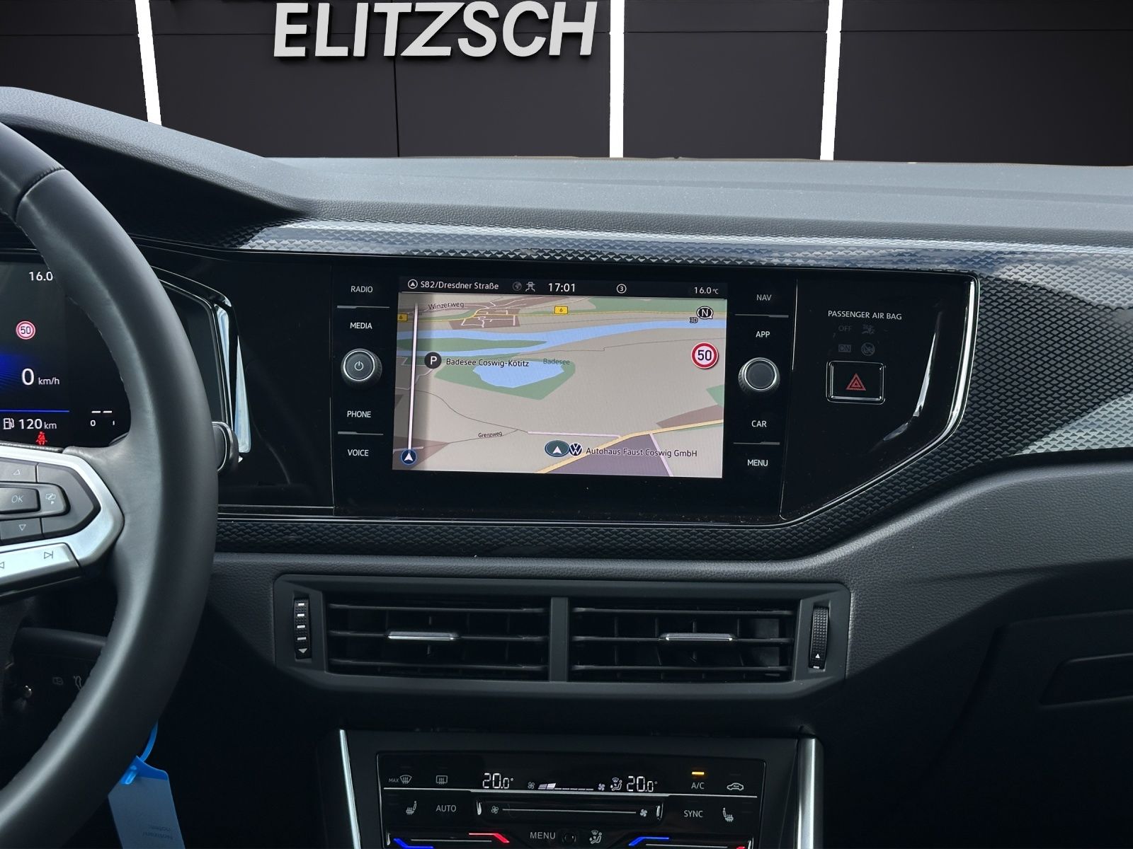 Fahrzeugabbildung Volkswagen Taigo Life 1,99% LED NAVI AID PDC SHZ