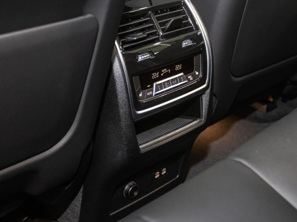 BMW X5 - Bild 14