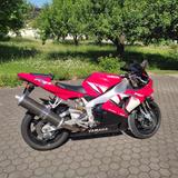 Yamaha R1 RN04 - YAMAHA R1 RN04