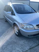 Opel Zafira 1.6 CNG Erdgas 7-Sitze - Opel Zafira: Erdgas