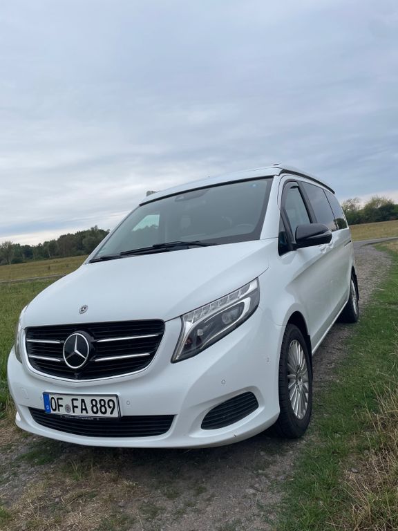Image of Mercedes-Benz 220