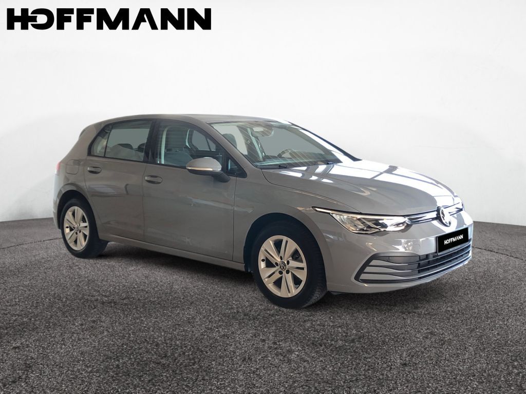 Fahrzeugabbildung Volkswagen Golf 1.0 TSI Life AHZV Paket Business Winter