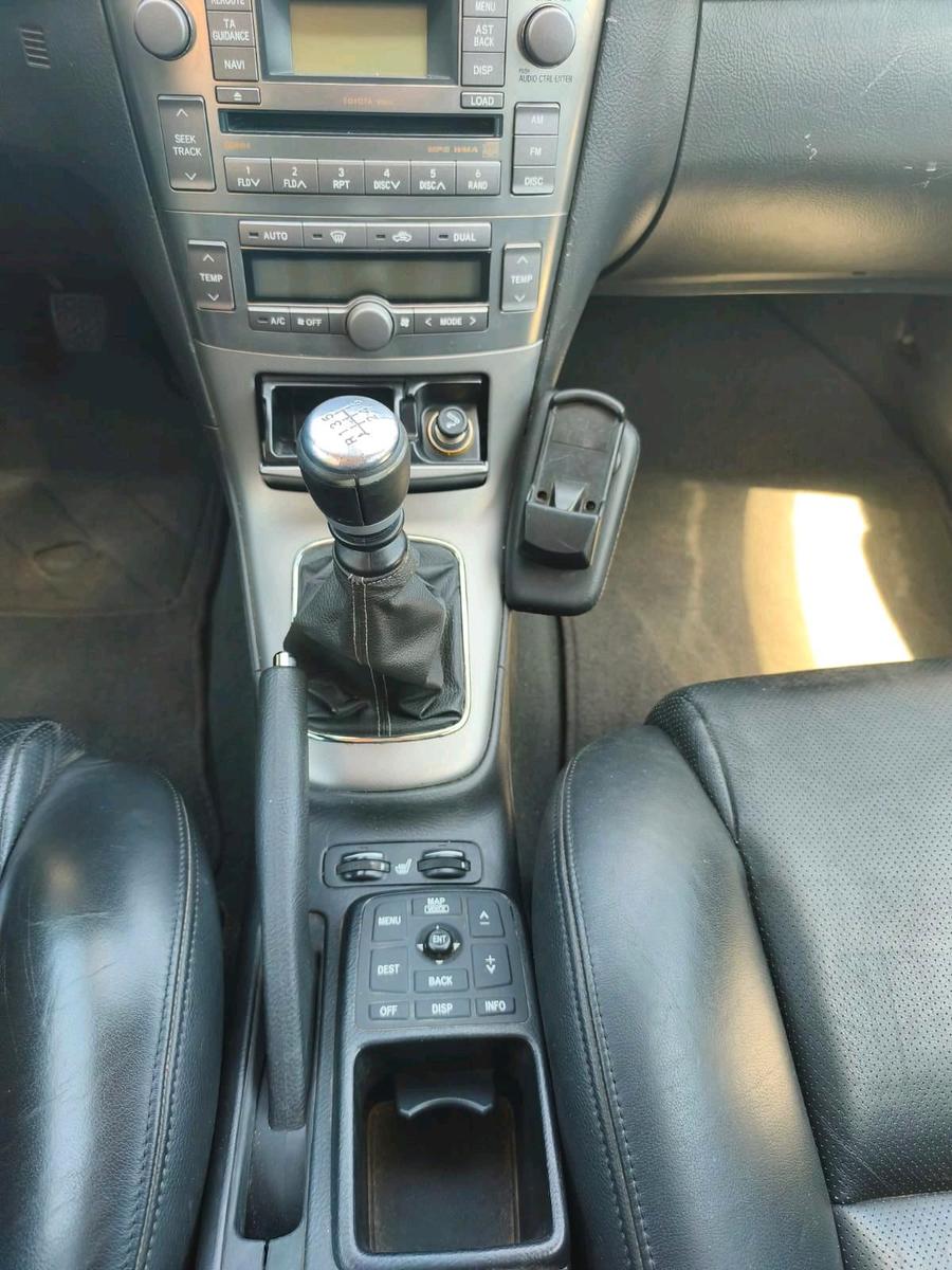Toyota Avensis 2006 — photo 12