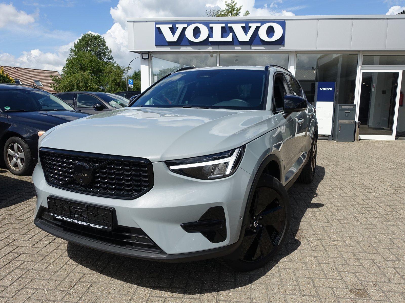 Volvo XC40 Black Edition Plus B3/360°/StndHz/H&K/BLIS