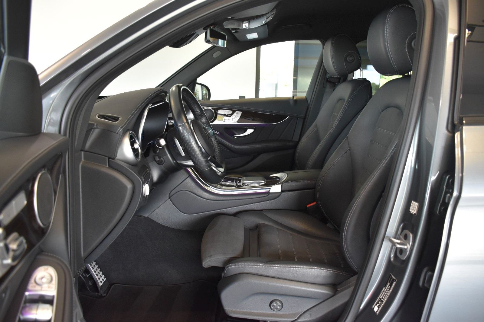 Mercedes-Benz GLC 300 de 4Matic 9G AMG LINE GID.TACHO AHK LED foto 12
