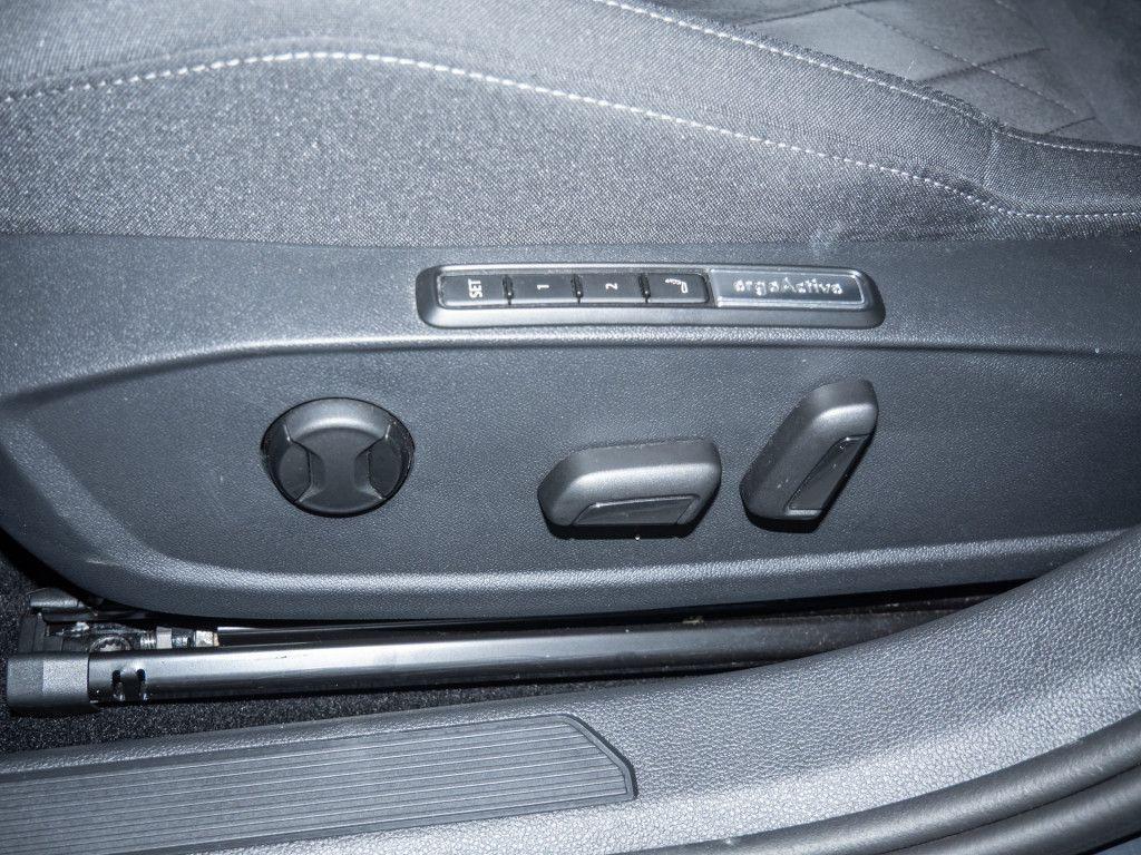 Volkswagen Golf VIII 2.0 TSI Style LED-Plus Massage Keyless, миниатюра 18