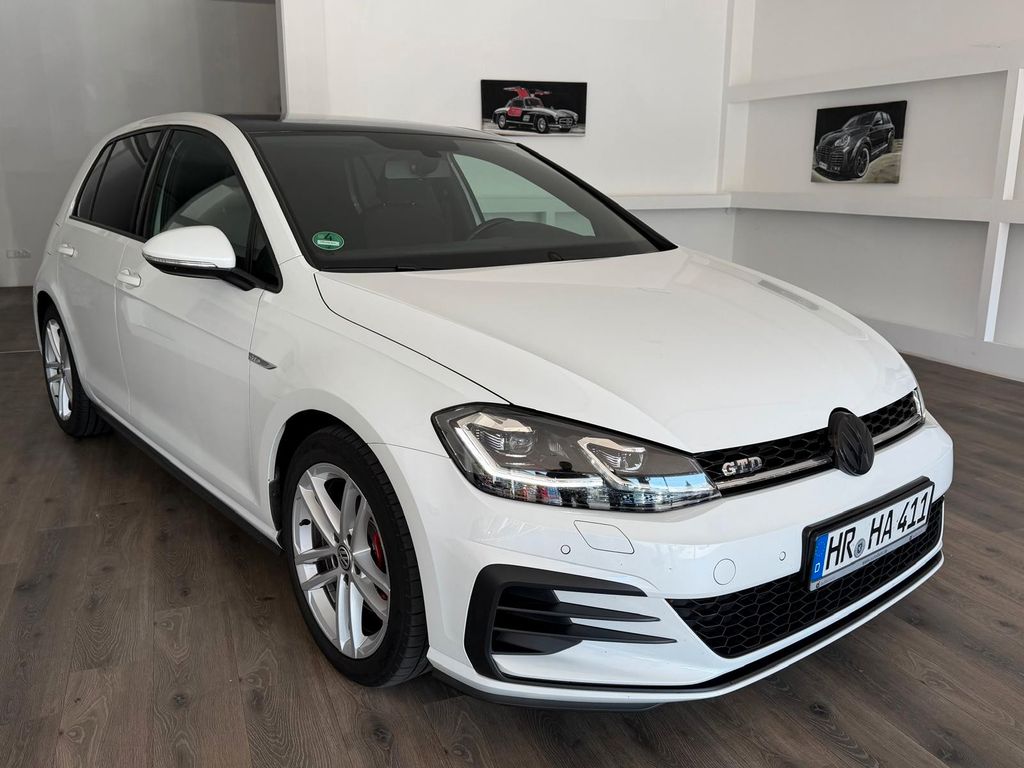 Image of Volkswagen Golf