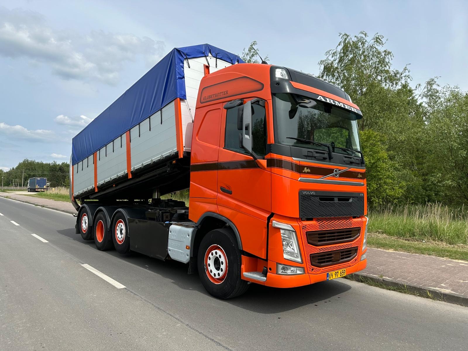 Volvo FH 500 8x2 Grain Transport