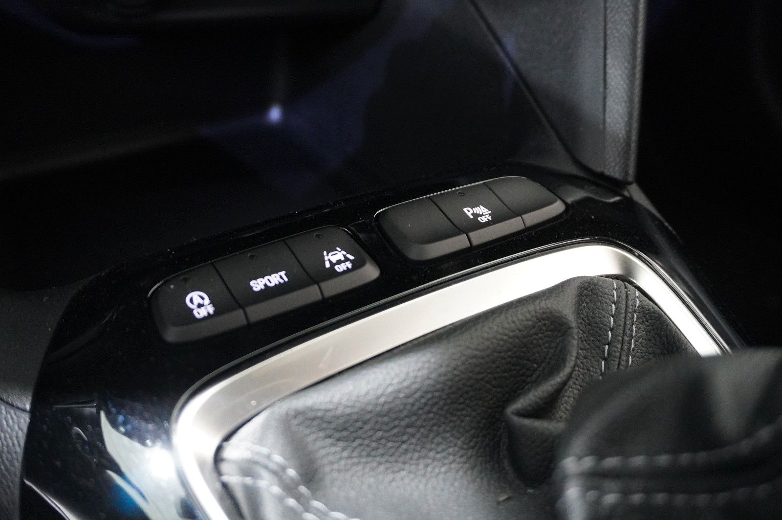 Fahrzeugabbildung Opel Corsa 1.2T GS SPORT NAVI/LED/SPORT/VIRT./SH/DAB+