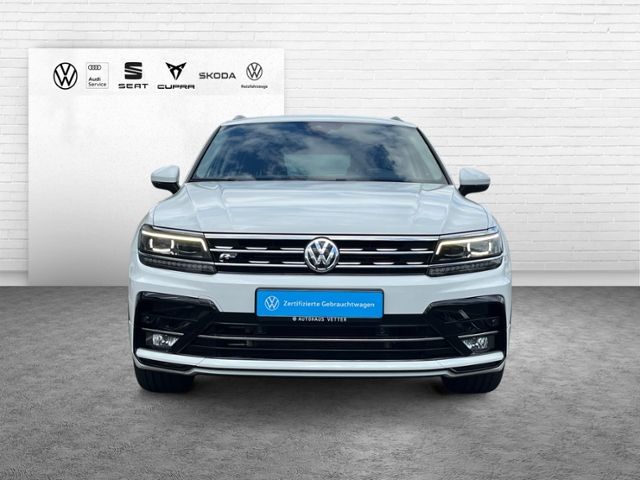 Fahrzeugabbildung Volkswagen Tiguan R-line 4MOTION 2,0 l TSI DSG Highline LED