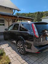 Ford Focus Turnier 1,6 Ti-VCT Black Magic - Ford Focus aus 2009: 1.6