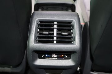 Volkswagen Tiguan 1.5 eTSI Life AHK Kamera StHz el. Heckkl.