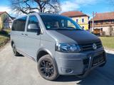 Volkswagen T5 Caravelle 9 Sitzer Top Zustand - graue Volkswagen T5 Caravelle