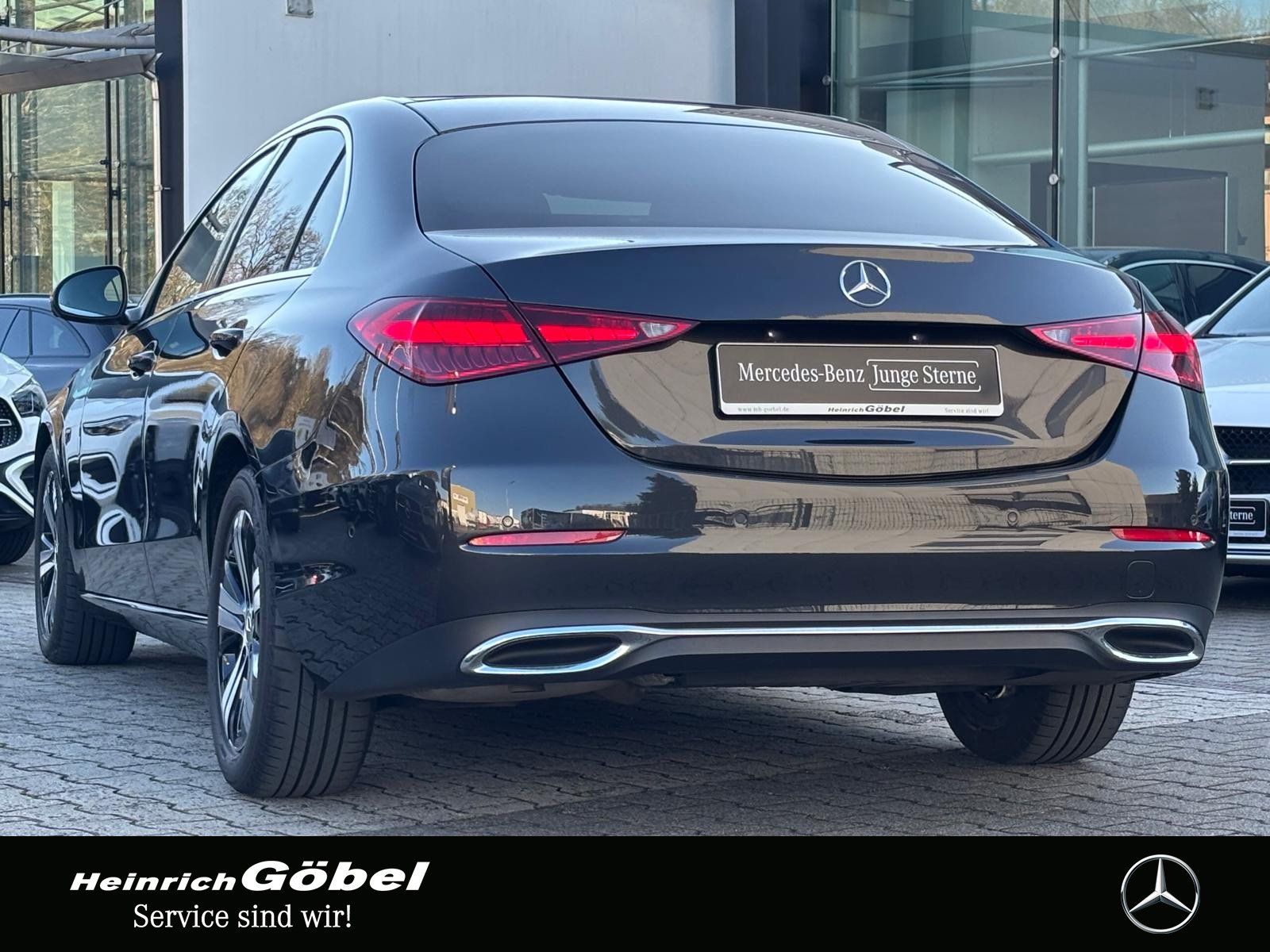 Fahrzeugabbildung Mercedes-Benz C 200 AVA-ADV+ 360°KAM WP LED AMB-BEL VZA MEM-SI