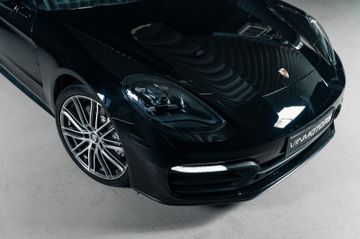 Porsche Panamera - 10