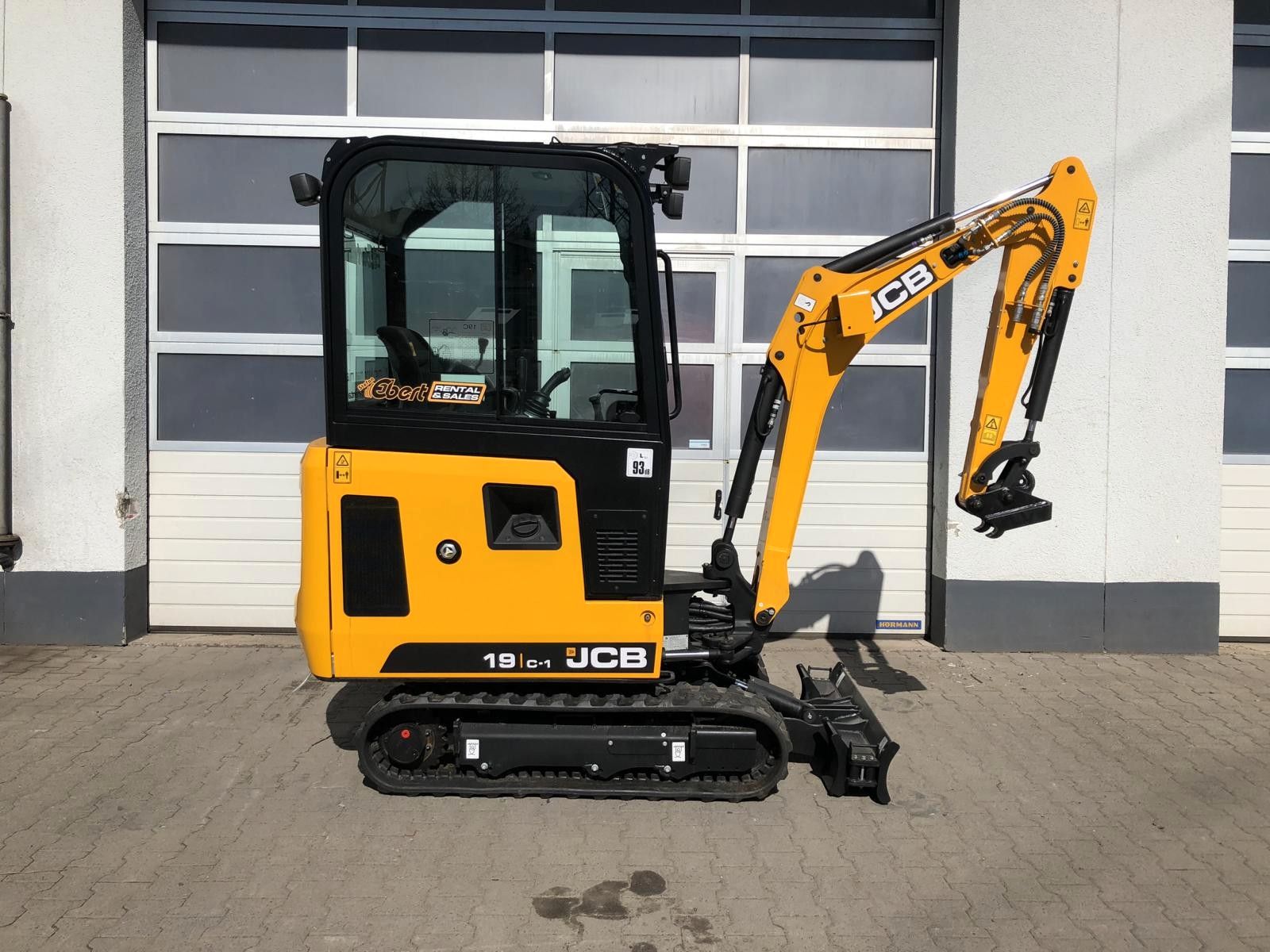 Fahrzeugabbildung JCB 19C-1 / 10h 2023 / Löffelpaket / Schnellwechsler
