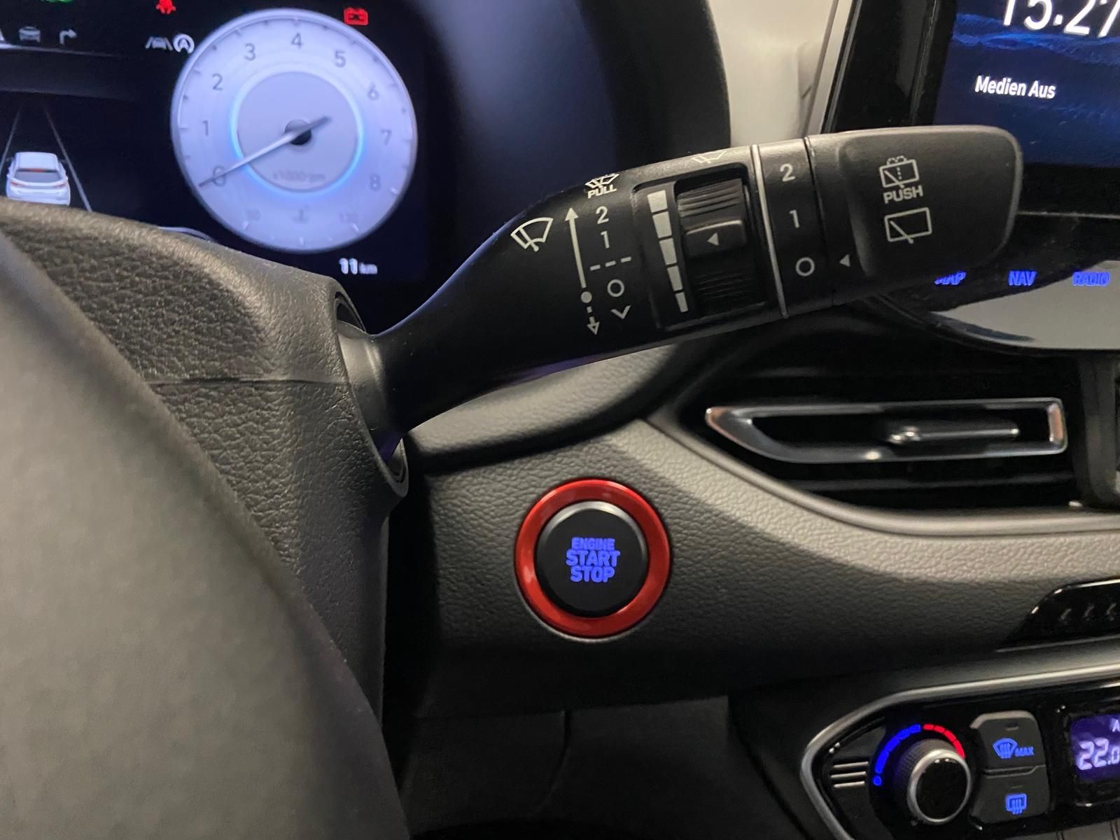 Fahrzeugabbildung Hyundai i30 N-Line APP+RFK+5J. GARANTIE+NAVI+SITZHEIZUNG