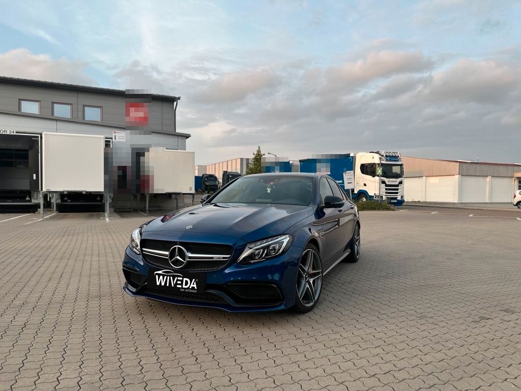 MERCEDES-BENZ C 63 AMG