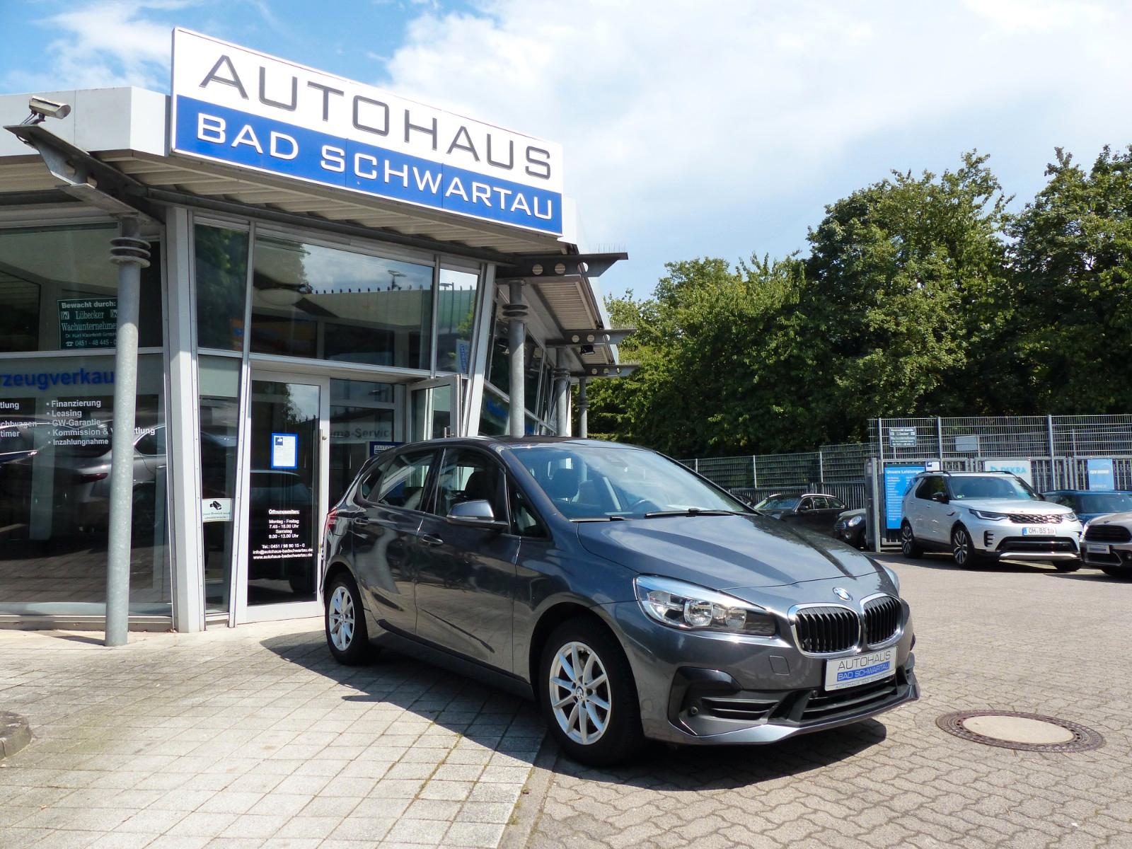 BMW 220i Active Tourer Aut., Navigation, RF-Kamera
