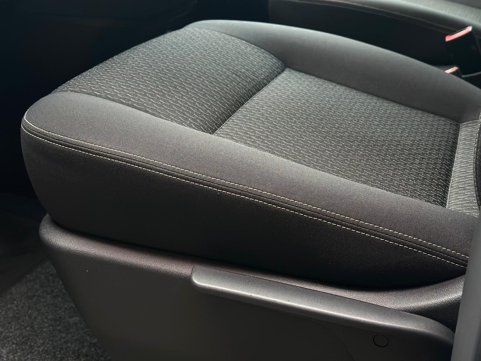 VW T6 Multivan 2.0TDI *150PS#LED#CAM#SHZ#NAVI#AHK - Image 21