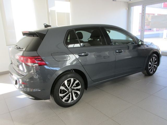 Golf  VIII ACTIVE 1.5 TSI NAV KAM KLI ACC LED LM