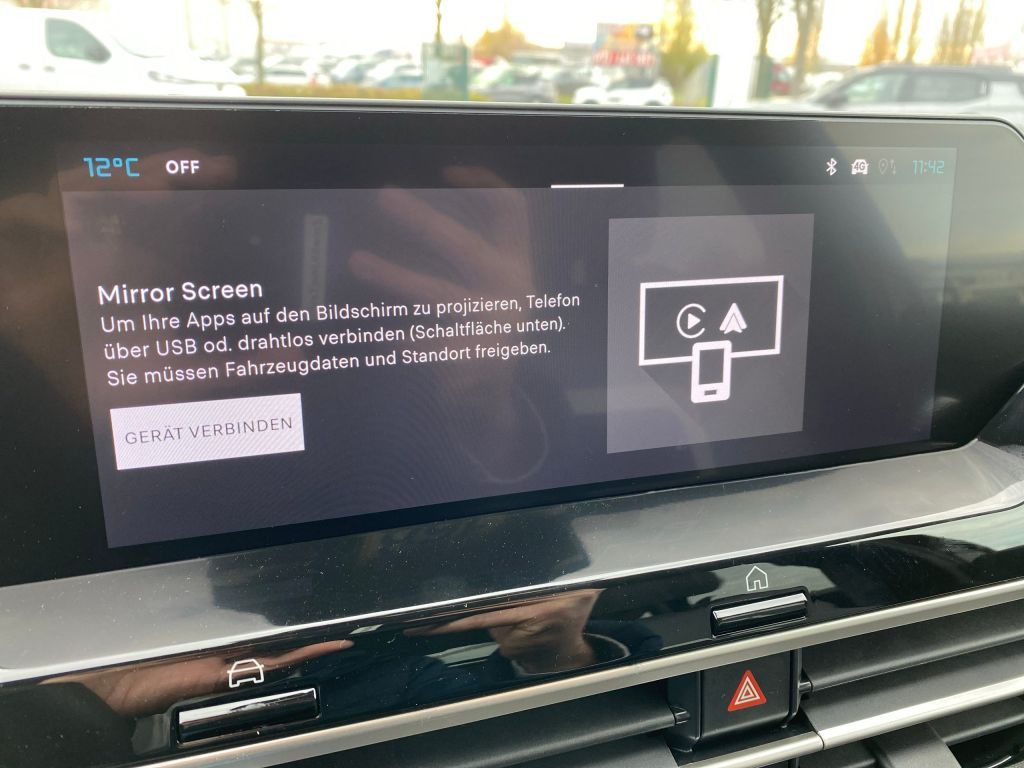 Fahrzeugabbildung Citroën C4 Benziner 130 Automatik MAX *Winter-Paket*