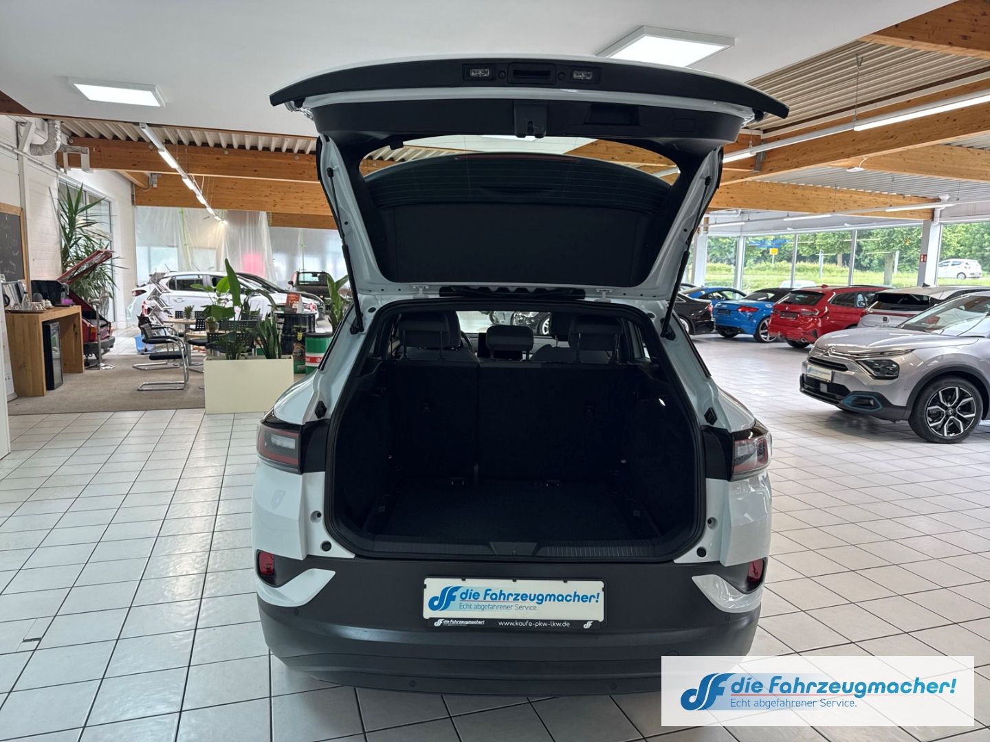 Fahrzeugabbildung Volkswagen ID.4 Pro 210 kW Navi LED ACC Apple CarPlay Andro