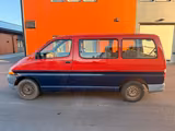 Toyota Hiace - Toyota Hiace mit Benzin-Antrieb