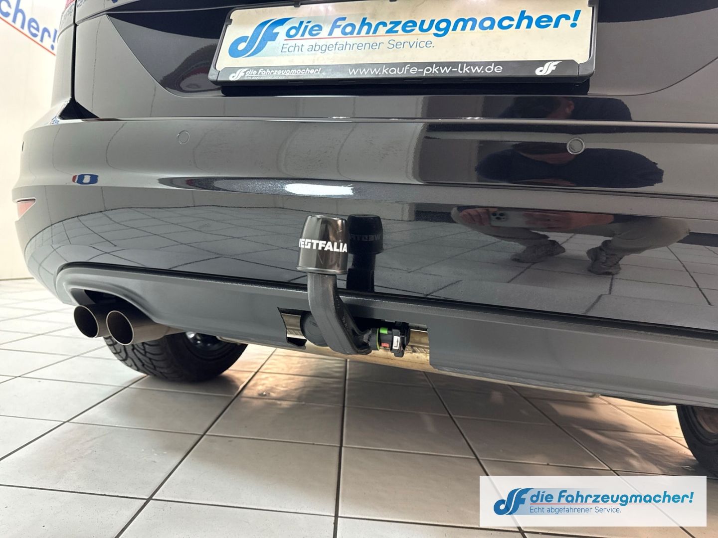 Fahrzeugabbildung Volkswagen Golf Sportsvan VII Lounge 1.4 TSI DSG Panodach N