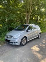 Mercedes-Benz B 180 CDI Automatik, Klima, ... - gebrauchte Mercedes-Benz B 180 aus dem Jahr 2006