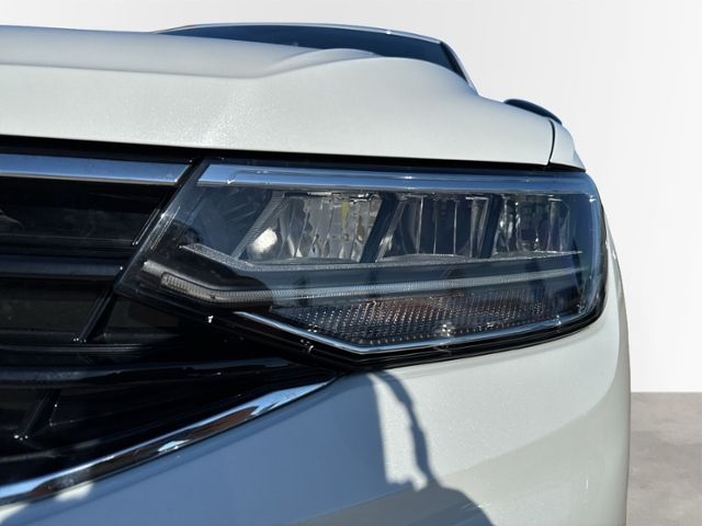 Tiguan 1.5 TSI R-LINE LED+NAVI.+AHK+ACC+SIHZ+PDC