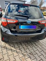 Toyota Yaris 1,5-l-VVT-i Hybrid CVT Y20 Club Y20 Club - Toyota Yaris Club mit Hybrid-Antrieb (Benzin/Elektro)