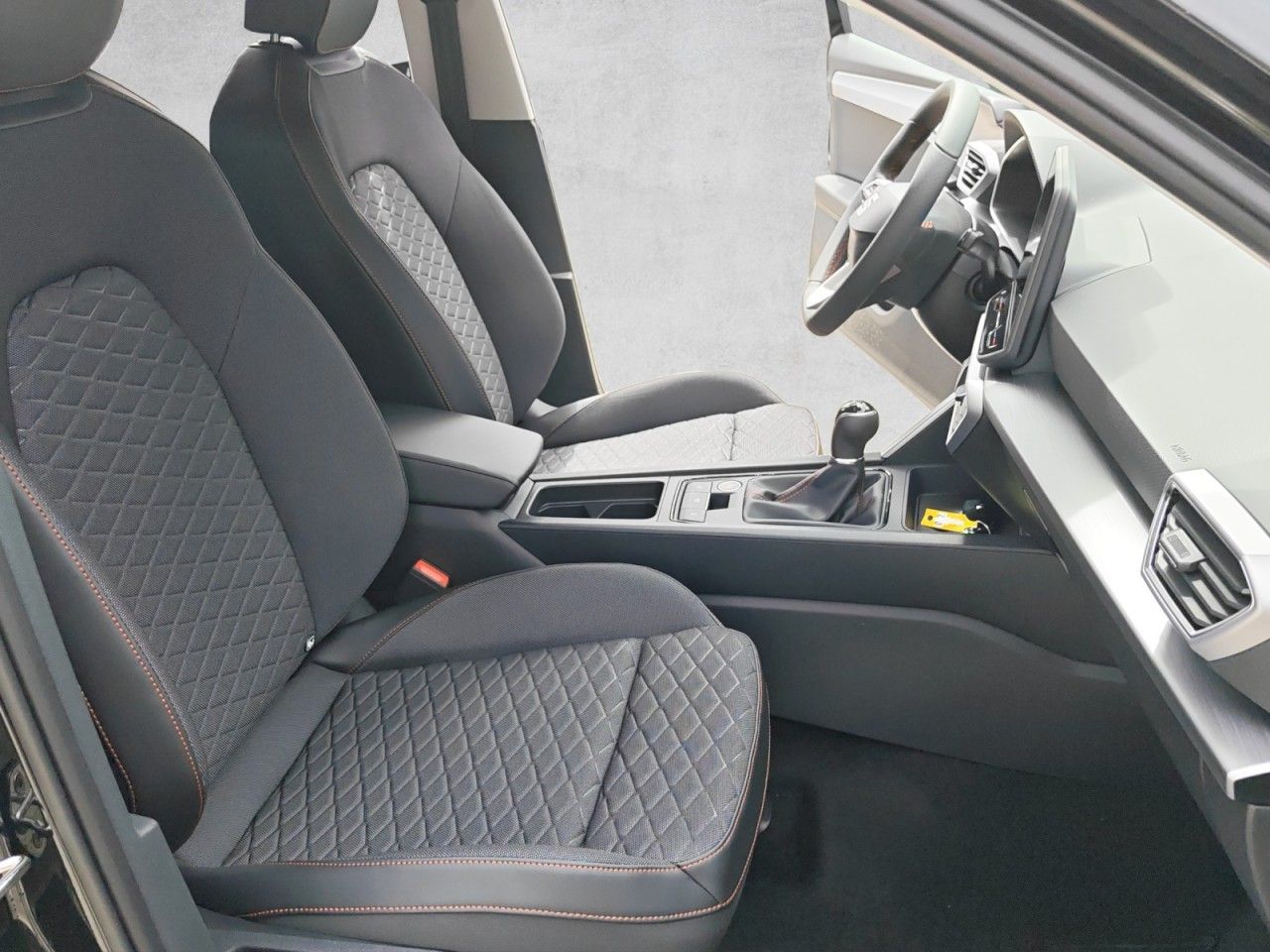 SEAT Leon 1.5 TSI 110 kW FR 10 Jahre Garantie!!! - Bild 19