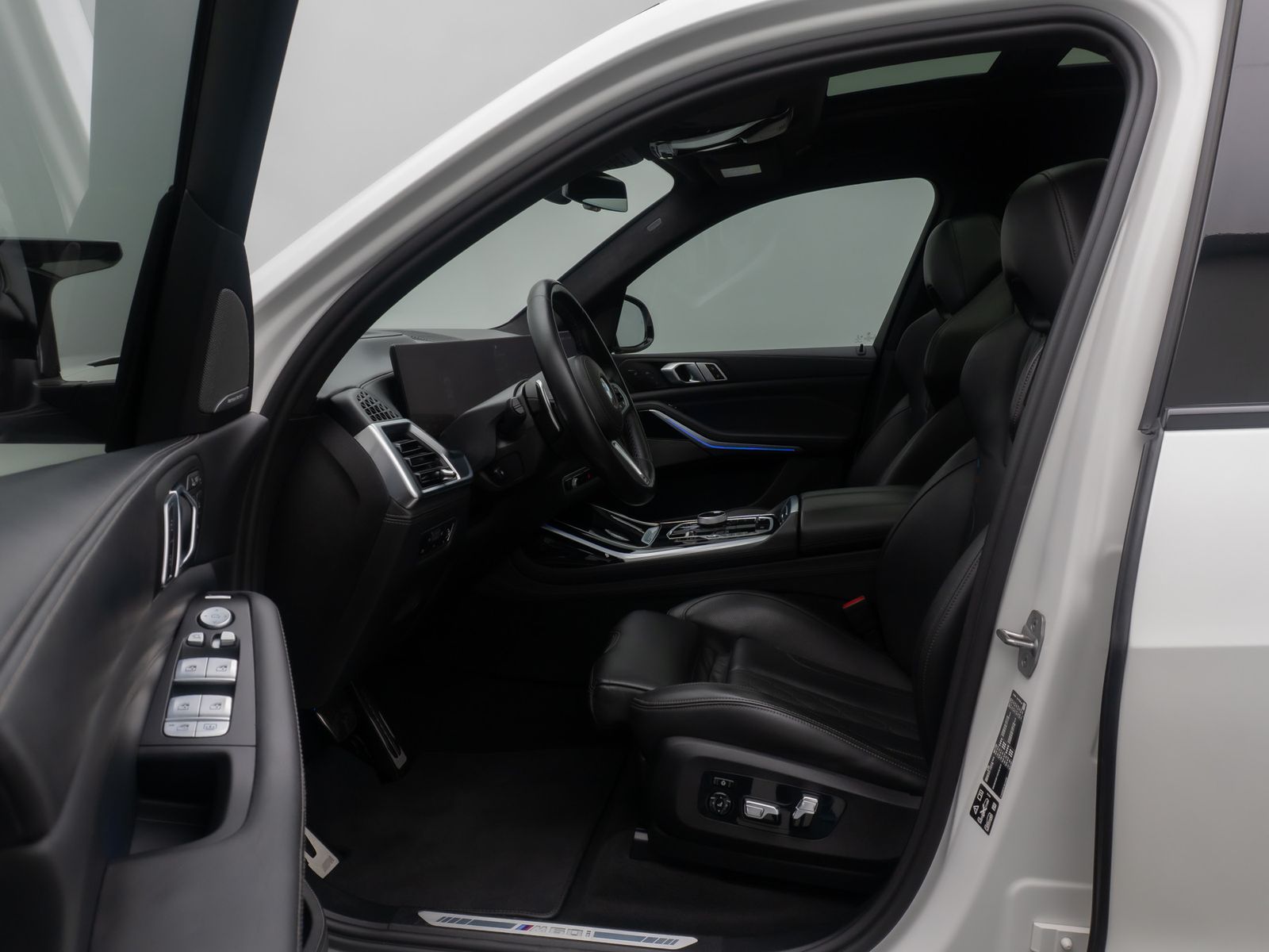 Fahrzeugabbildung BMW X7 M60i xD 360°SkyLounge Individual-Voll 23Zoll