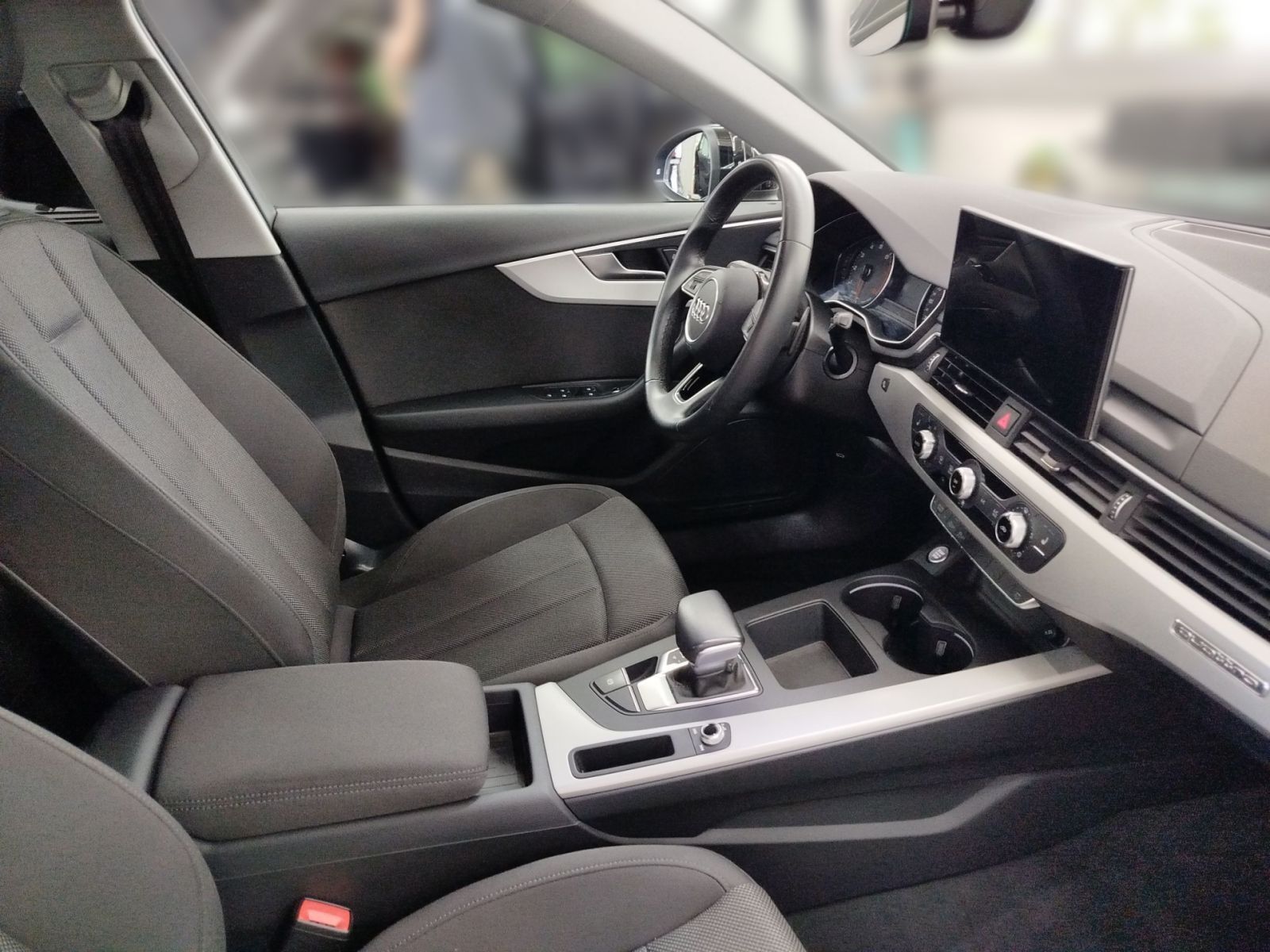 Audi A4 - Bild 12