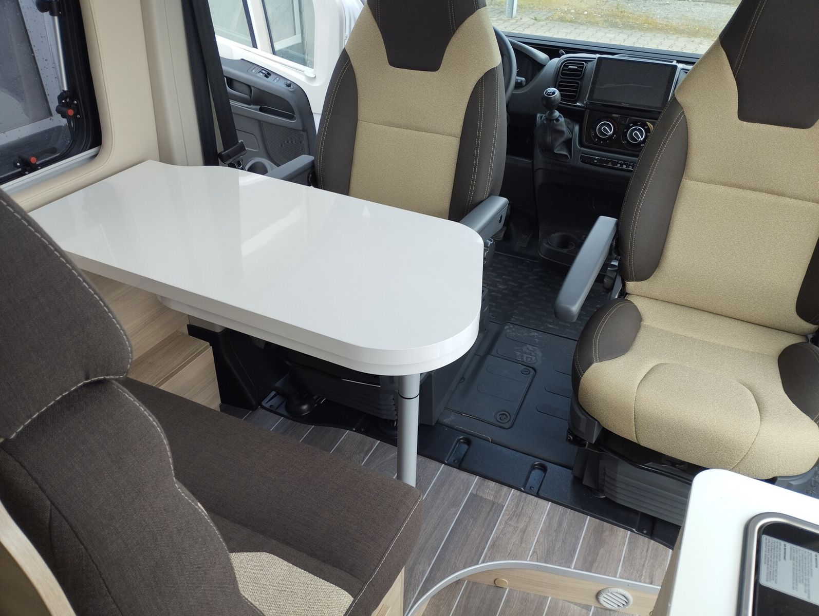 Fahrzeugabbildung Forster Livin Up FV599EBL 4530 Sondernachlass