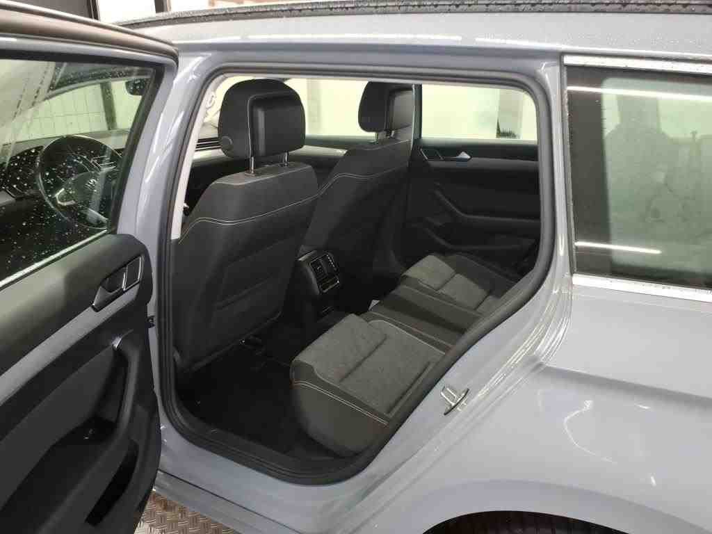 Volkswagen Passat Variant - Bild 9