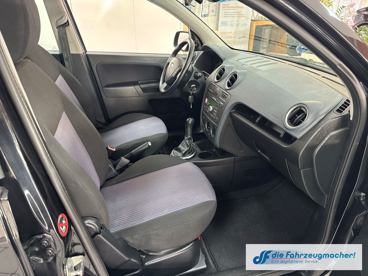 Fahrzeugabbildung Ford Fusion Style SHZ Regensensor Klima, beheizb. Fro