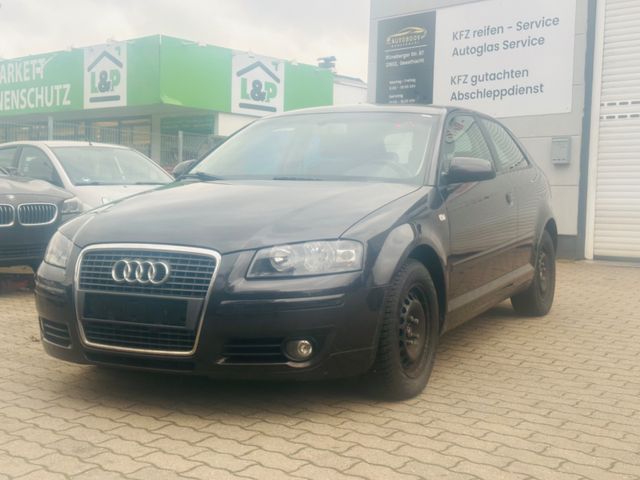 Audi A3 1.6 Ambiente, Klima,AHK,tüv&inspNeue