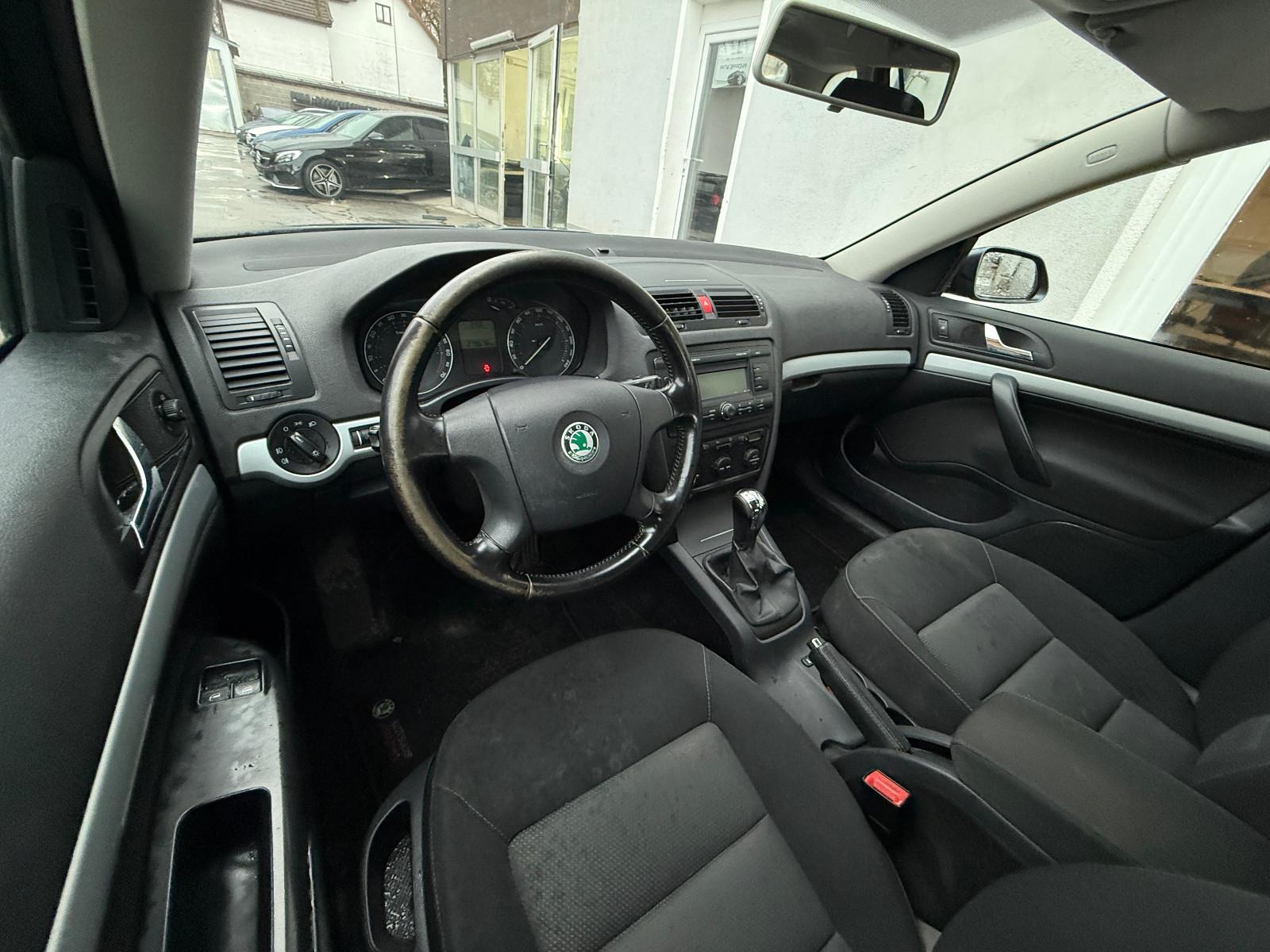 Skoda Octavia 2009 — photo 13