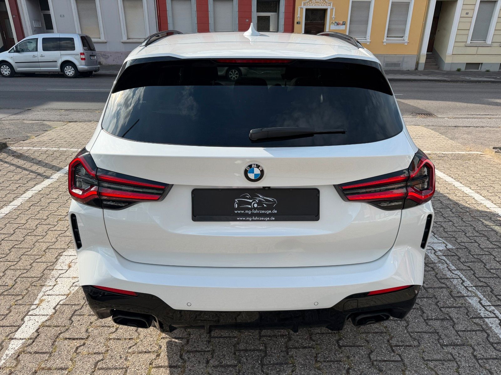 Fahrzeugabbildung BMW X3 M40 LASER AHK PANO LEDER 360 GRAD KAMERA