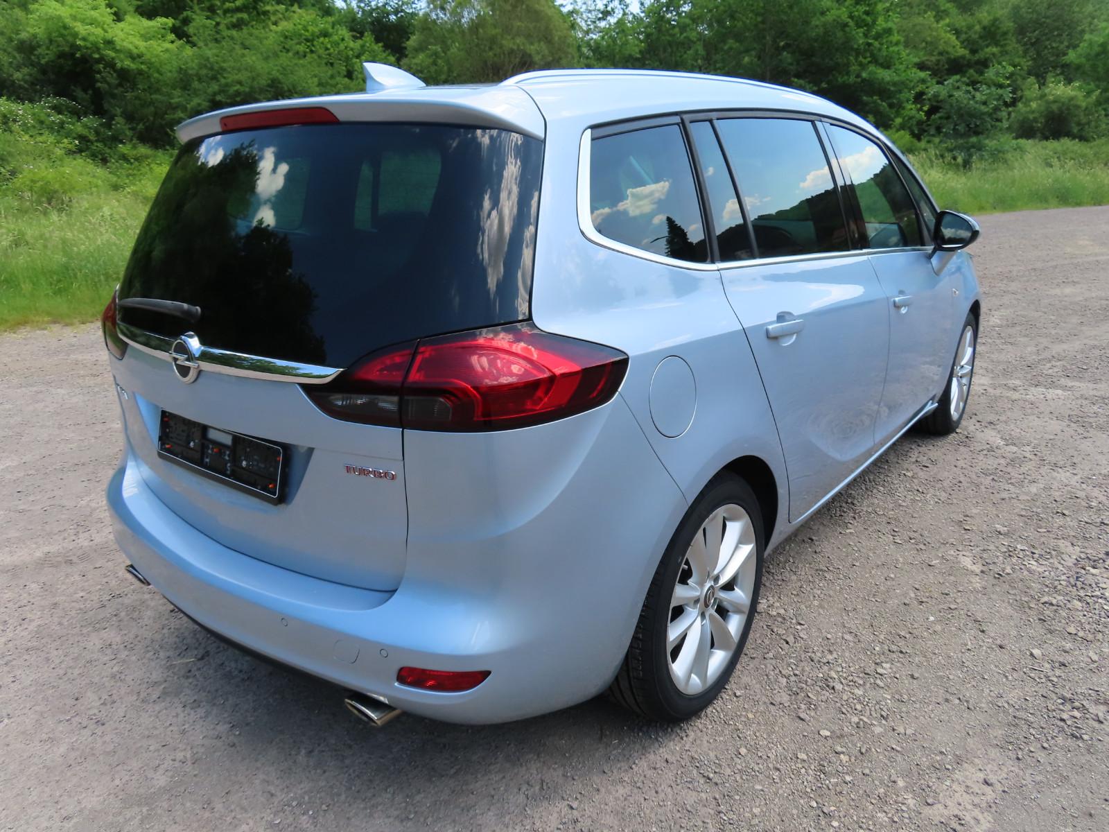 Opel Zafira Innovation 1.6 Benziner, 200 PS, 7-Sitzer