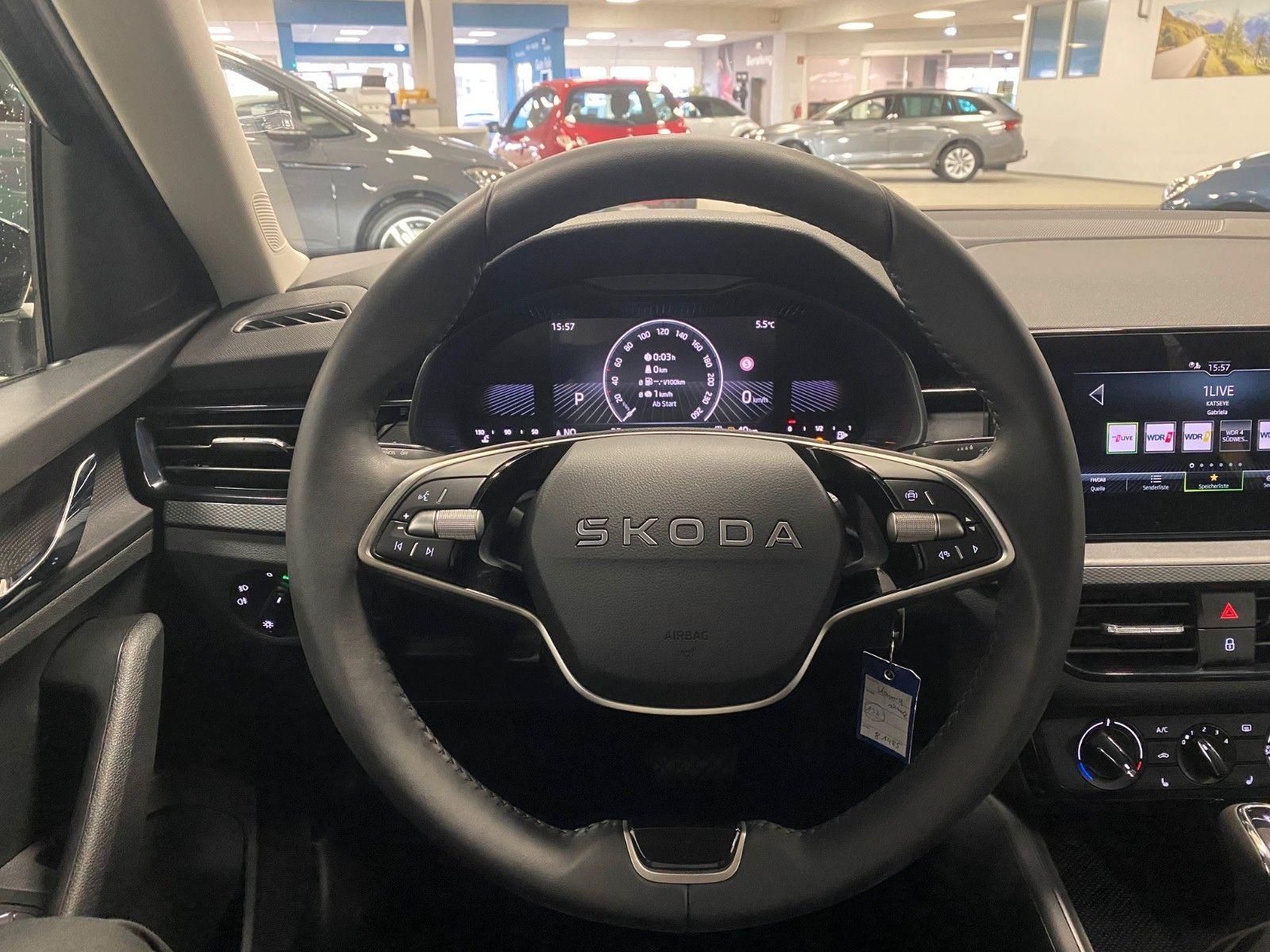 Fahrzeugabbildung SKODA Kamiq 1.0 TSI DSG Essence+GARANTIE 2030+100tKM++